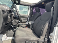 PRIX ET QUALITÉ IMBATTABLE venez découvrir notre JEEP WRANGLER JK 2018 JEEP MANUELLE SPORT KJ LIFT K... (image 3)