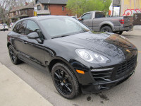 69,000 KM'S. FINISHED IN BLACK WITH BLACK LEATHER AND SUEDE INTERIOR. 20 INCH ALLY WHEELS WITH NEW M... (image 7)