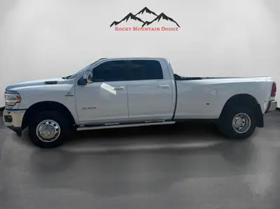 THIS LOW MILEAGE ONE OWNER RAM 3500 CREWCAB DIALLY COMES WITH A 6.7 CUMMINS DIESEL, 5TH WHEEL PREP P...