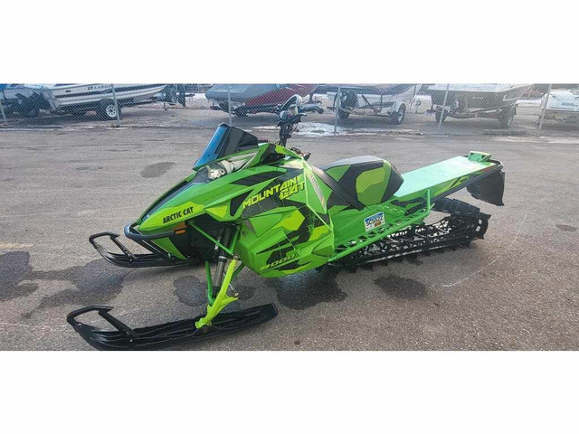 2017 ARCTIC CAT M800 MOUNTAIN CAT 162 (FINANCING AVAILABLE) in Snowmobiles in Strathcona County - Image 3