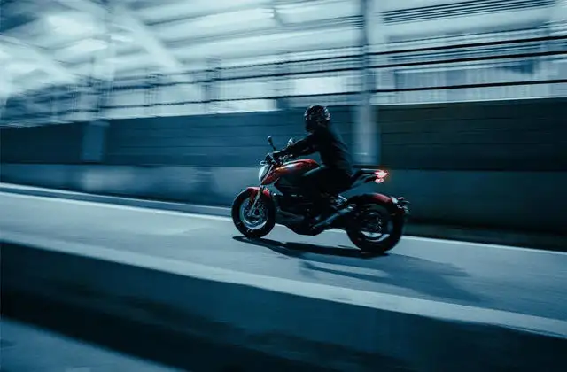 2022 Zero Motorcycles Zero SR/F Standard in Sport Bikes in Chilliwack - Image 14