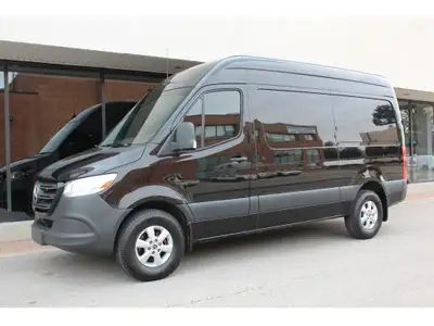 RARE FIND BLACK ON BLACK!!! 2019 MERCEDES SPRINTER 2500 -- 144 - HIGH ROOF -- CUSTOM SHELVES!!! 3.0L...