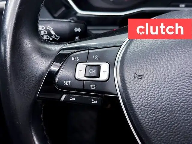 2019 Volkswagen Jetta Highline w/ Apple CarPlay, Heated Front Se in Cars & Trucks in City of Toronto - Image 30