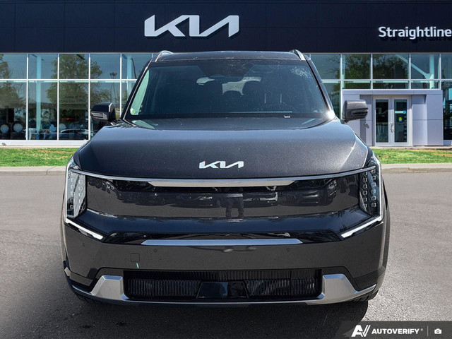 2026 Kia EV9 Land AWD w/ Plus Package in Cars & Trucks in Calgary - Image 2
