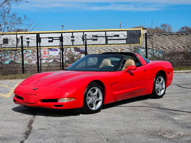 2001 Chevrolet Corvette COUPE-REMOVABLE TARGA-CERTIFIED-ALL STOC in Cars & Trucks in City of Toronto - Image 3