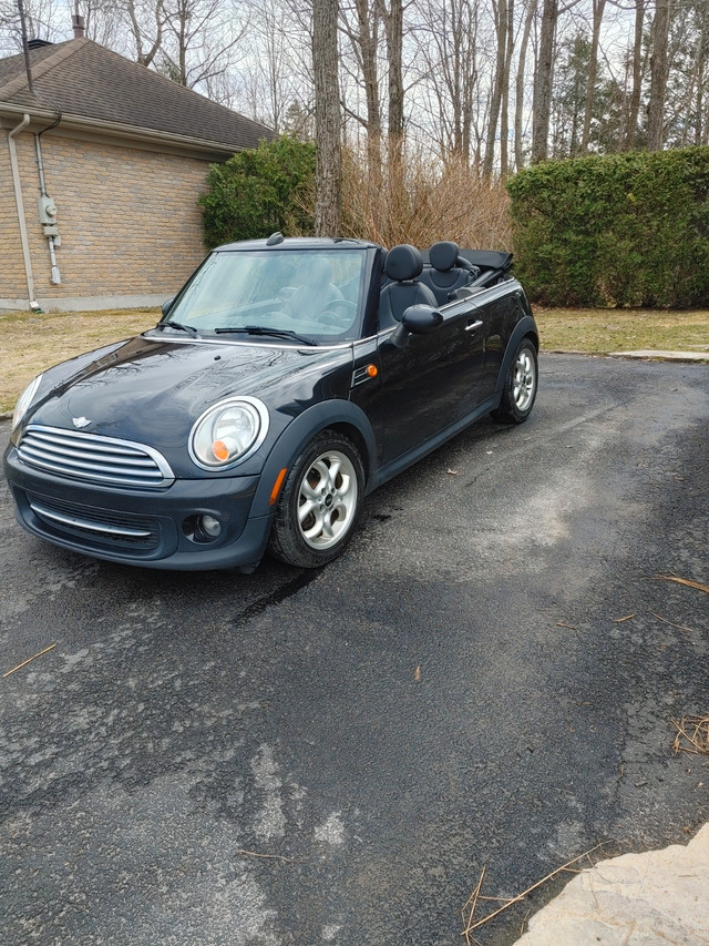 2013 MINI Cooper décapotable in Cars & Trucks in Québec City - Image 3