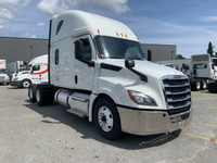 Ryder Stock ID: 876536 Transmission Type/Speed: AUTO 10 Engine: DIESEL X15'17 500/1800 Horse Power:... (image 4)