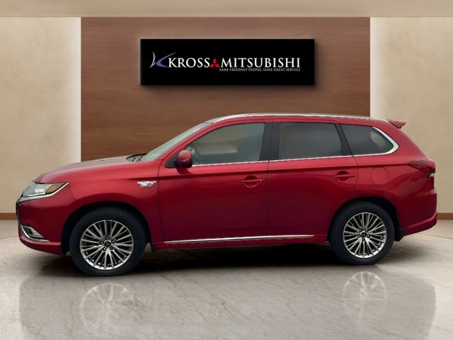 2022 Mitsubishi Outlander PHEV GT in Cars & Trucks in Edmonton - Image 2