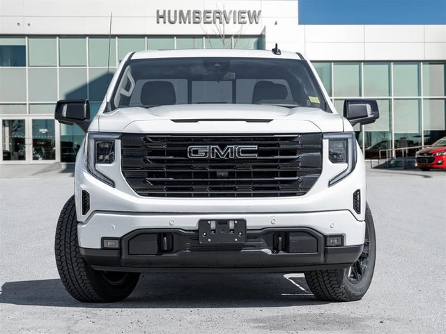 2025 GMC Sierra 1500 ELEVATION in Cars & Trucks in Mississauga / Peel Region - Image 2