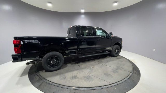 2025 Ford Super Duty F-350 SRW LARIAT in Cars & Trucks in Strathcona County - Image 3