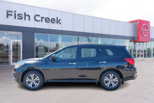 2019 Nissan Pathfinder SV | 3.5L V6 Engine | No Accidents in Cars & Trucks in Calgary - Image 3