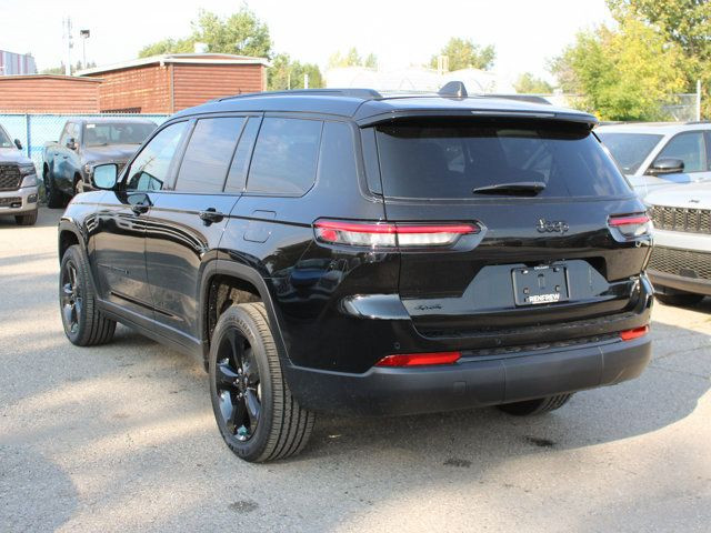 2025 Jeep Grand Cherokee L Altitude 4x4, Sunroof in Cars & Trucks in Calgary - Image 3