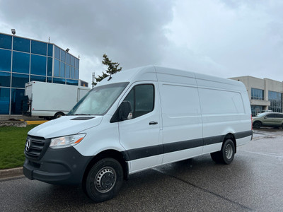 2023 Mercedes-Benz Sprinter Cargo Van Mercedes Sprinter 3500 - H