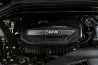 Fancais: * Ensemble Premium Essentiel * Volant chauffant * Blanc Alpin * Similicuir noir * Accès Con... (image 9)