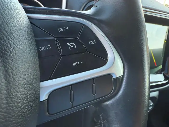 2017 Jeep Compass LIMITED 4x4 | LEATHER | CARPLAY | REMOTE START in Cars & Trucks in Ottawa - Image 23