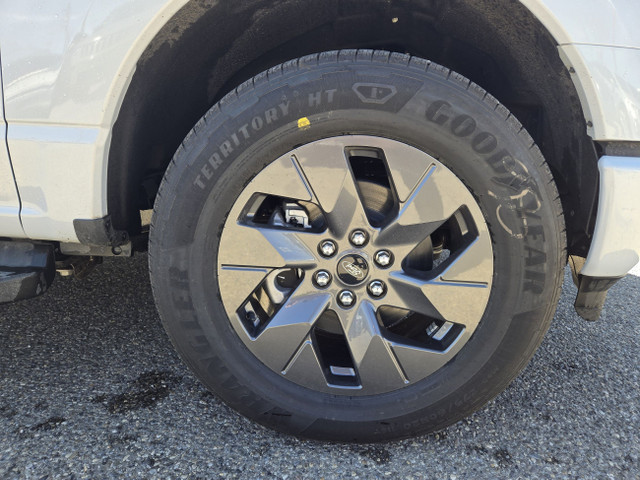 2025 Ford F-150 Lightning FLASH | MOBILE PWR CORD | BLUECRUISE | in Cars & Trucks in Calgary - Image 4