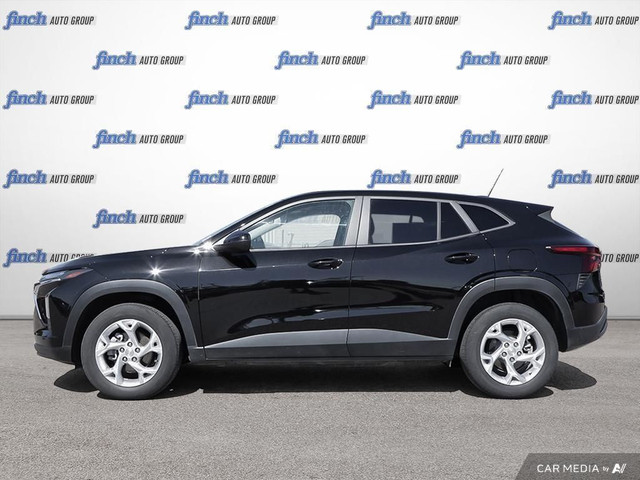 2025 Chevrolet Trax LS wireless apple Carplay | heated front... in Cars & Trucks in London - Image 3
