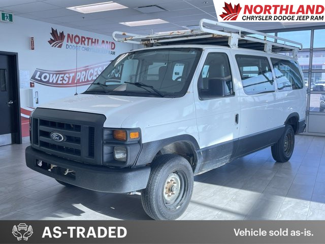 2014 Ford Econoline Wagon XL | Rear Wheel Drive | 12 Passenger in Cars & Trucks in Prince George