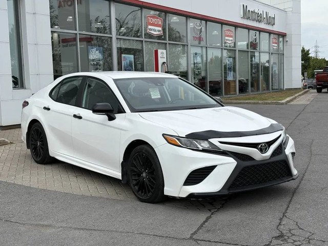 Toyota Camry SE boîte de vitesses automatique 2020 à vendre in Cars & Trucks in City of Montréal