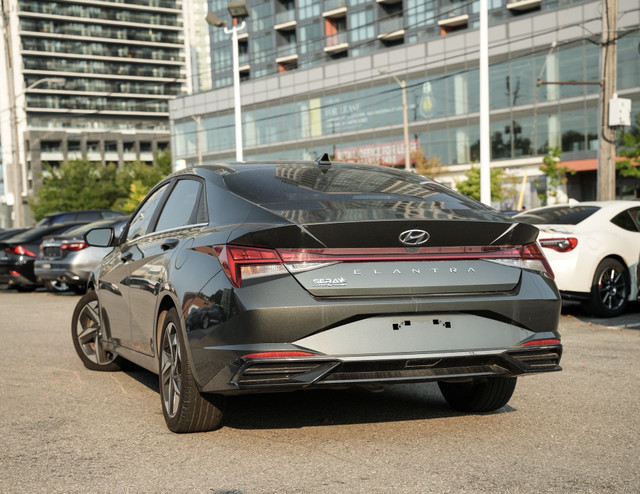 2022 Hyundai Elantra IVT in Cars & Trucks in Mississauga / Peel Region - Image 4