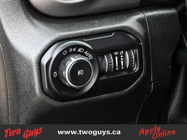 2019 Jeep WRANGLER UNLIMITED Sport 4x4 Back Up Camera Side Steps in Cars & Trucks in St. Catharines - Image 25