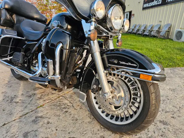 2009 Harley-Davidson Ultra Classic in Street, Cruisers & Choppers in Peterborough - Image 3