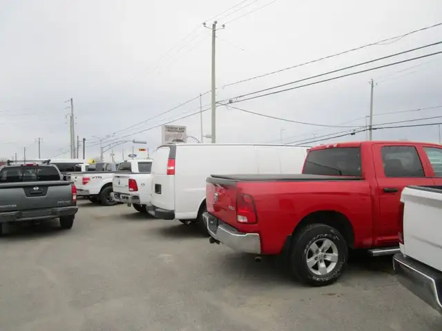 2012 Ford Super Duty F-350 à roues arrière simples KINGCAB F 350 in Cars & Trucks in Laval / North Shore - Image 30