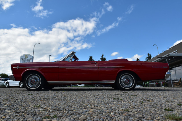 1966 Ford Galaxie ***289, POWER TOP, BRAKES AND STREEING*** in Classic Cars in Calgary - Image 2