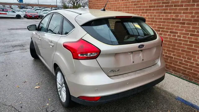 2018 Ford Focus Titanium Hatch in Cars & Trucks in Oakville / Halton Region - Image 4