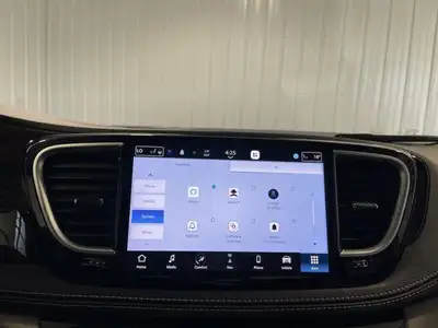 2023 Chrysler Pacifica Limited AWD | Nav | Heated Seats, View more