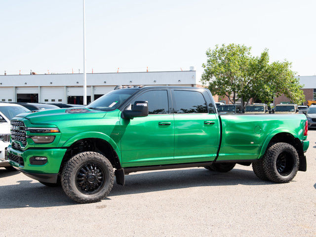2025 Ram 3500 Limited, 35 Inch Tires, 2 Inch Lift in Cars & Trucks in Calgary - Image 3