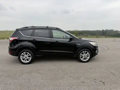 2017 FORD ESCAPE SE AWD Mileage 121.663KM Engine :1.5L Turbo Transmission: Automatic Stock Number:08...
