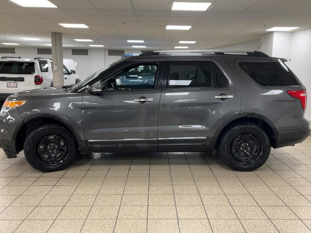 2015 Ford Explorer LIMITED in Cars & Trucks in Calgary - Image 3