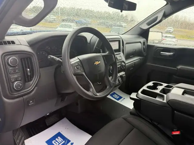2025 Chevrolet Silverado 1500 Custom in Cars & Trucks in Edmundston - Image 11