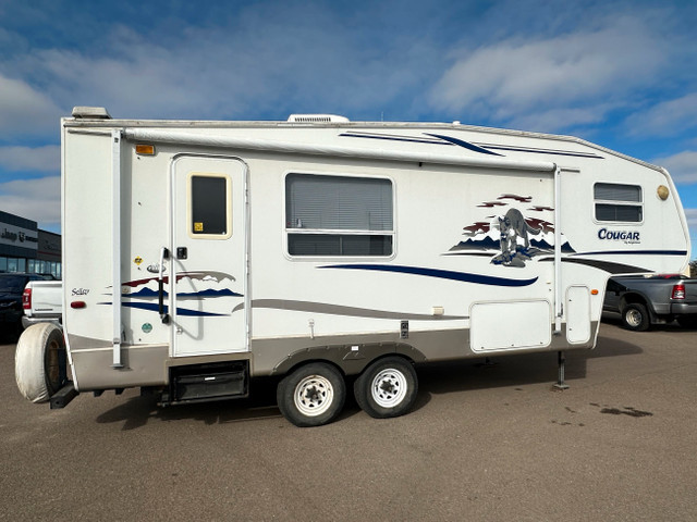  2005 Keystone Cougar 5th Wheel Travel Trailer in Cars & Trucks in Lloydminster