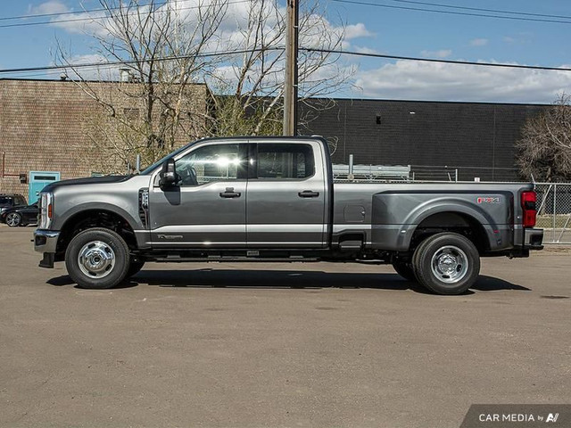 2025 Ford F-350 Super Duty XLT in Cars & Trucks in Edmonton - Image 3