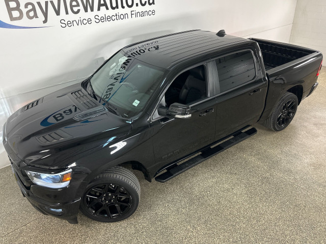 2022 RAM 1500 Sport SPORT/4WD/CREW/22" WHEELS/BLACK/OFF 1 OWN... in Cars & Trucks in Belleville - Image 2