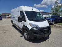 LIKE NEW INSIDE & OUT - Balance of Ram Factory Warranties - Comprehensive & Powertrain. 2023 Ram Pro... (image 4)