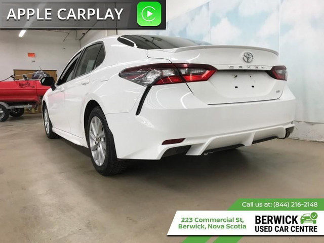 2021 Toyota Camry SE - Heated Seats - Apple CarPlay in Cars & Trucks in Annapolis Valley - Image 3