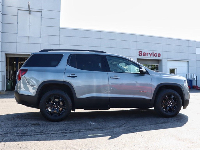 2023 GMC Acadia AT4 AWD | Power Tailgate | Heated Seats & Steeri in Cars & Trucks in Oakville / Halton Region - Image 3