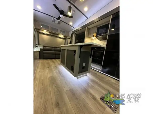 2024 Forest River RV Wildwood Heritage Glen 369BL in Travel Trailers & Campers in Truro - Image 41