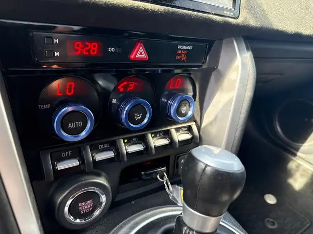 2018 Toyota 86 GT GT Auto in Cars & Trucks in Markham / York Region - Image 14