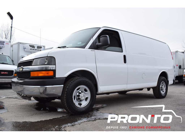  2015 Chevrolet Express 2500 ** 4.8L // V8 ** Séparateur & Table in Cars & Trucks in Laval / North Shore - Image 2
