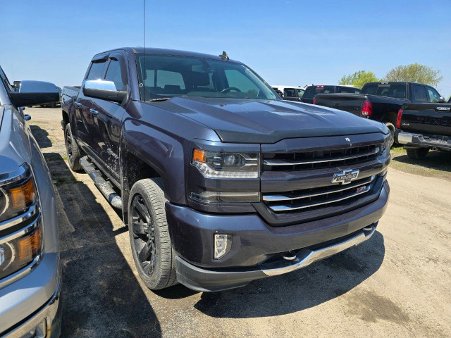 2018 Chevrolet Silverado 1500 in Cars & Trucks in Ottawa