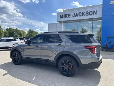 This Sport Explorer is a 7 Passenger with Leather seats Captain Seats Power Moonroof a High Performa...