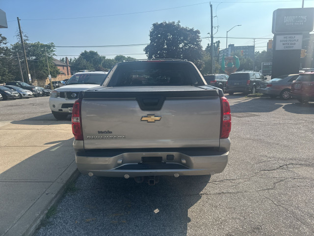 2008 Chevrolet Avalanche 2WD Crew Cab LS in Cars & Trucks in Mississauga / Peel Region - Image 3