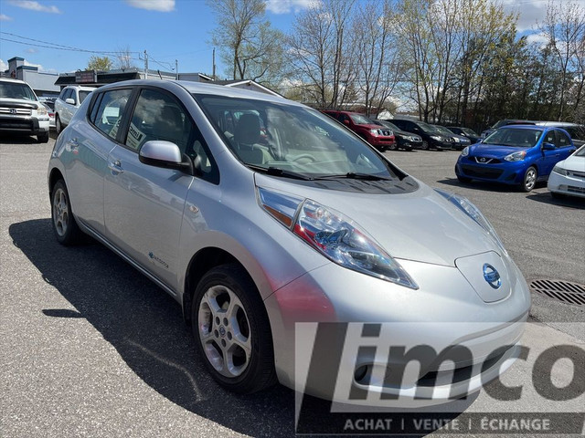 2012 Nissan Leaf Electric in Cars & Trucks in West Island - Image 2