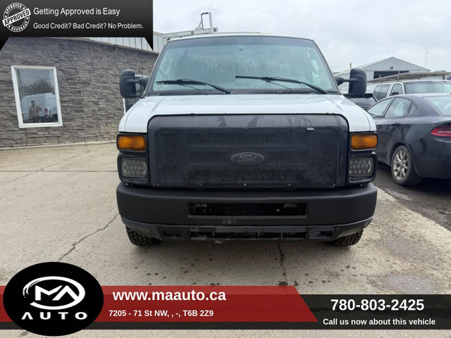 2013 Ford Econoline E-350 Super Duty Ext Commercial in Cars & Trucks in Edmonton - Image 2