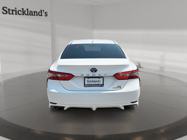 2018 TOYOTA CAMRY HYBRID SE CVT in Cars & Trucks in Stratford - Image 4