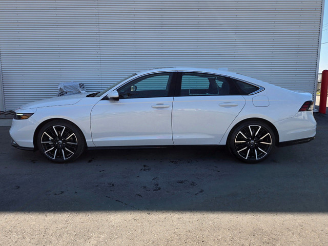 2025 Honda Accord Hybrid Touring **EXCELLENT FUEL ECONOMY**HO... in Cars & Trucks in Grande Prairie - Image 2